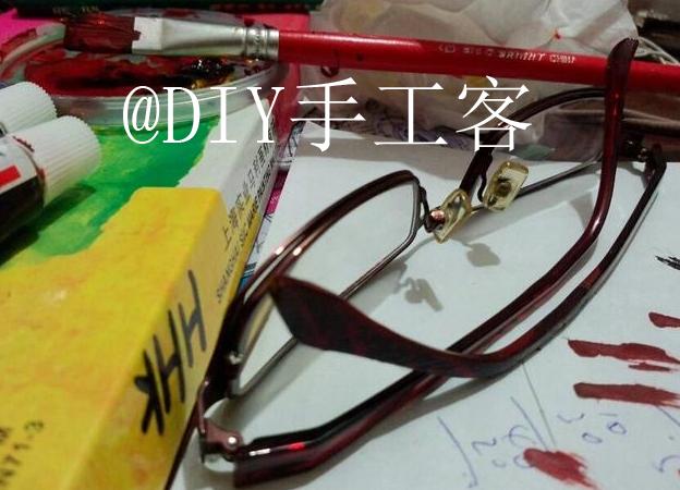 眼镜掉金漆怎么办,眼镜掉漆返厂怎么修