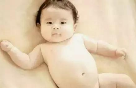 娃娃肚子胀气怎么办,0-1个月婴儿胀气解决方法