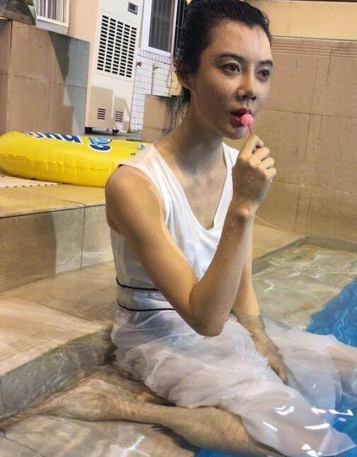 车晓近照2019,39岁车晓晒美照离开豪门9年仍单身