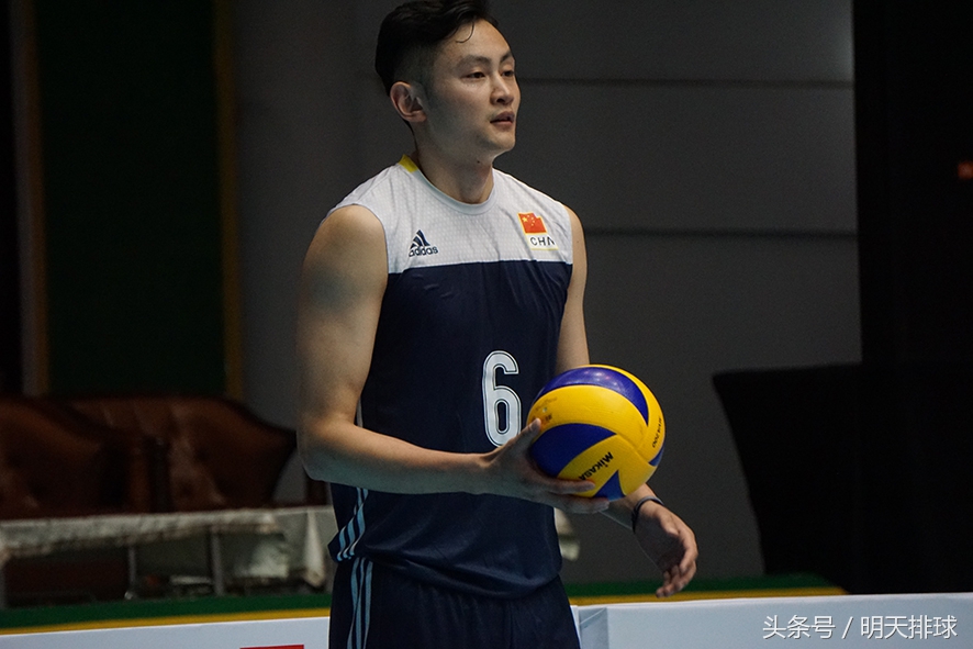 中国男排2-3惜败日本第四局,中国男排邀请赛惜败韩国