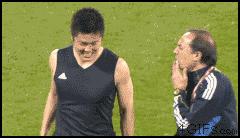 史上最强打脸现场足球gif,搞笑足球gif打耳光假摔