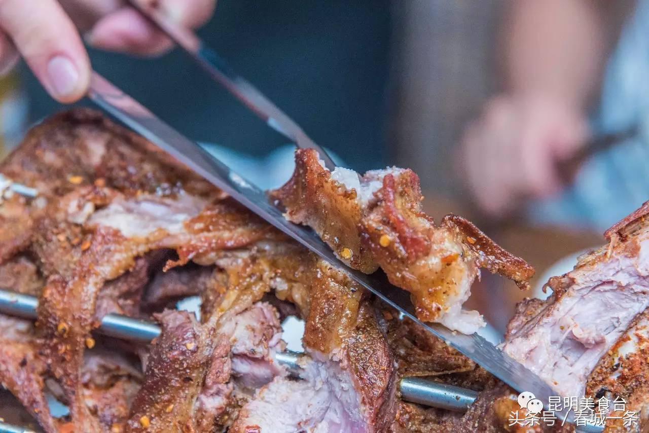 隐藏在昆明村庄里的3家烤羊店，老司机用3个月才找到的