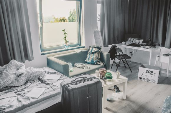 一张照片讲述一个故事100字,用照片讲述经历的视频