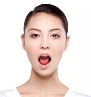 30秒变精致小脸的方法,怎么练成精致小脸