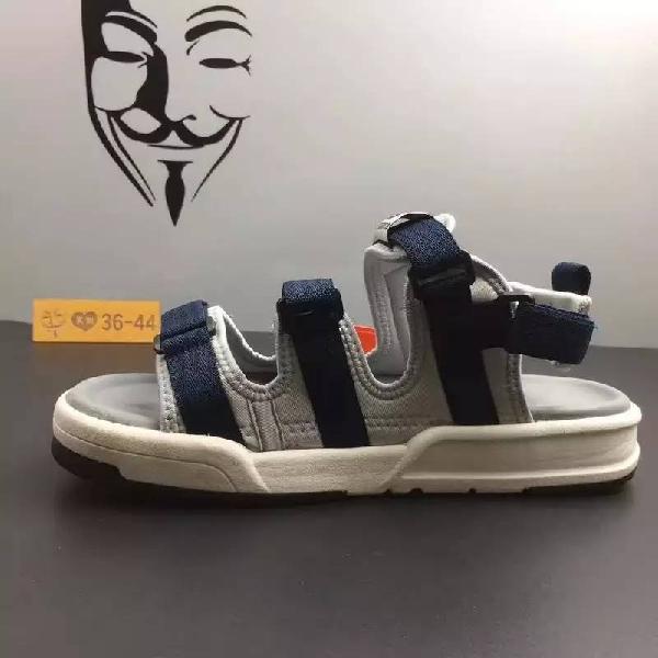 2020夏最火凉鞋,夏季凉鞋最流行这几款