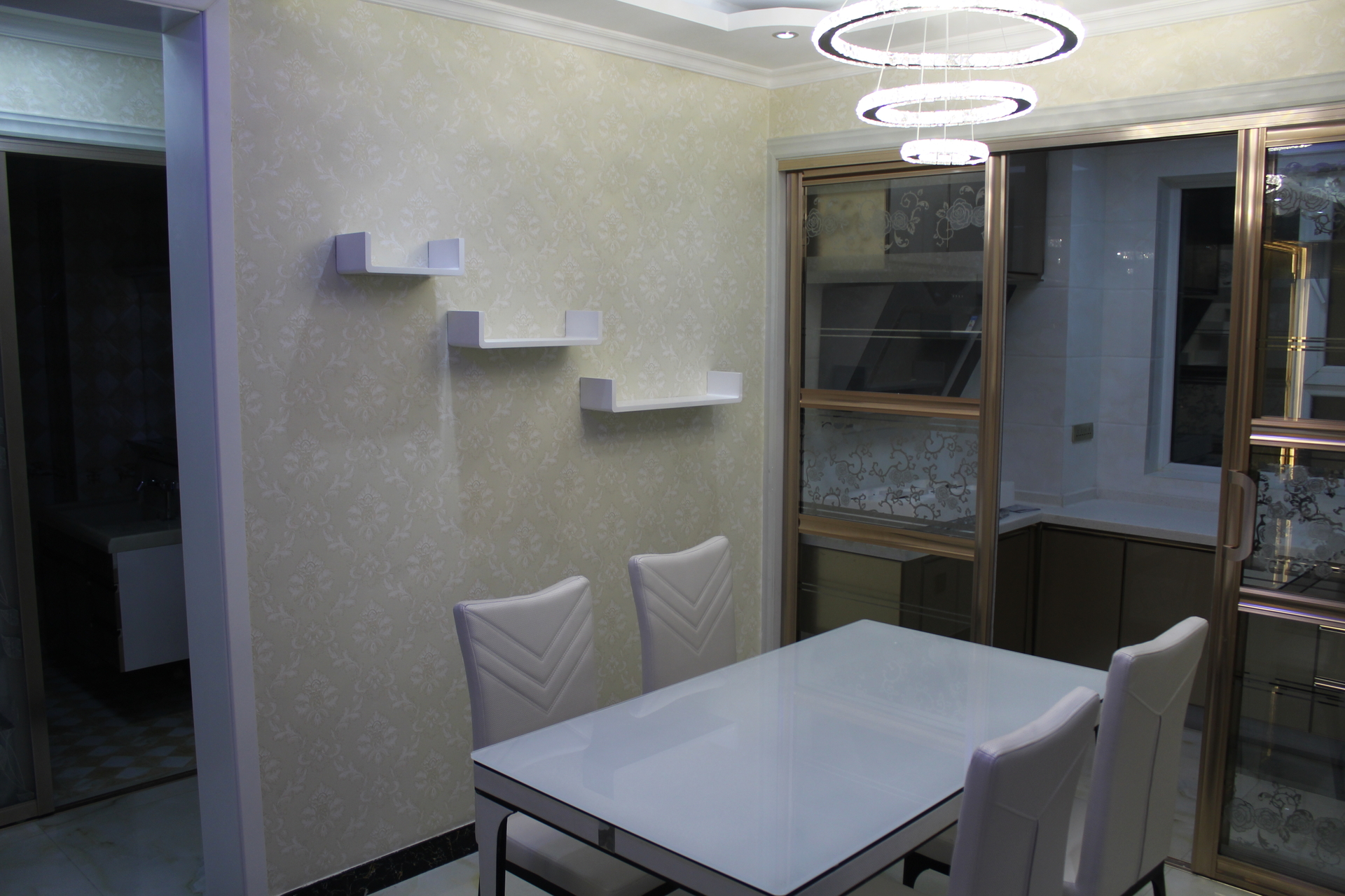 搬新家进行时，*疆新**乌鲁木齐香緹苑，晒一晒107平现代装修实景，造价10万