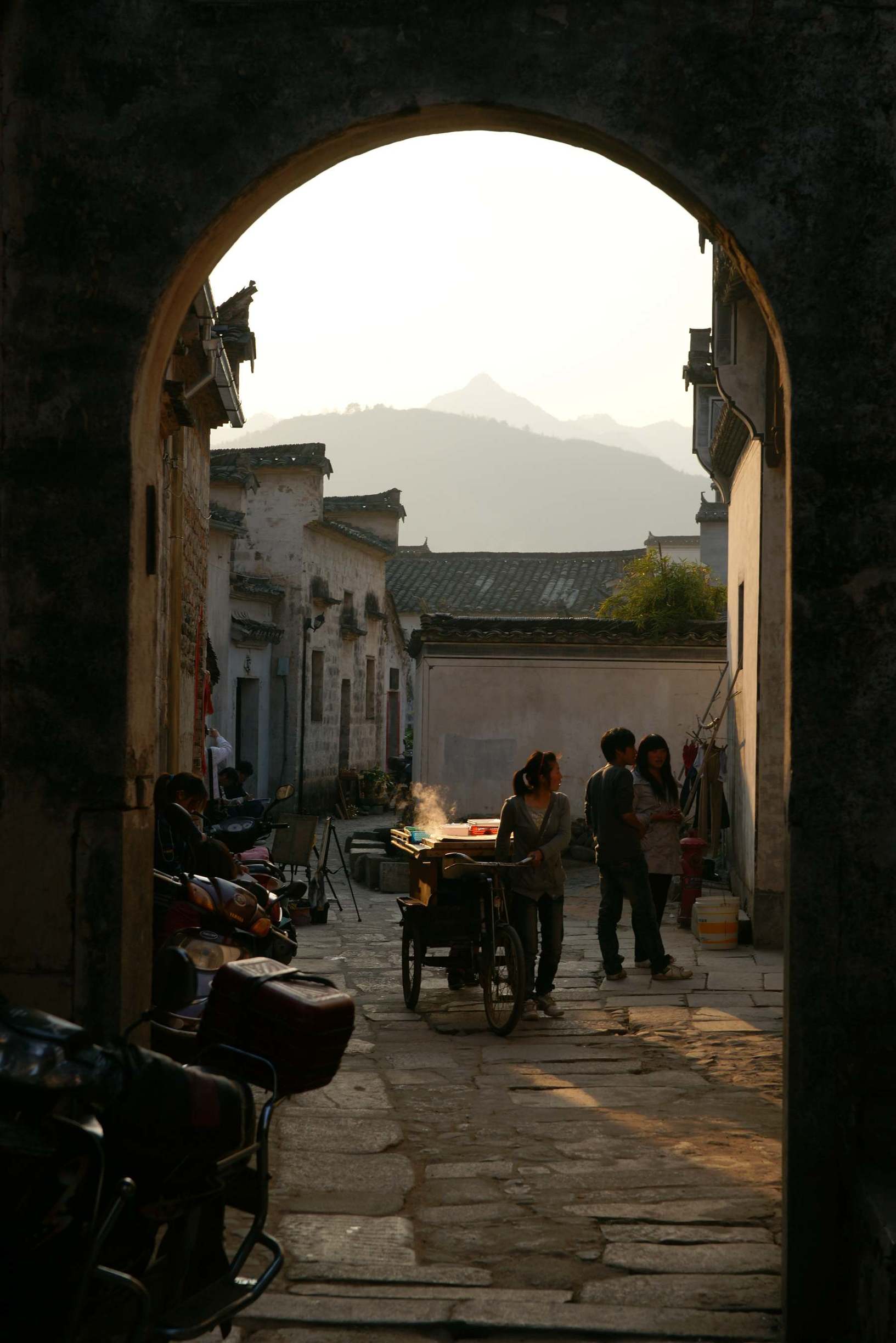 宏村是徽派建筑,宏村徽派古村寨