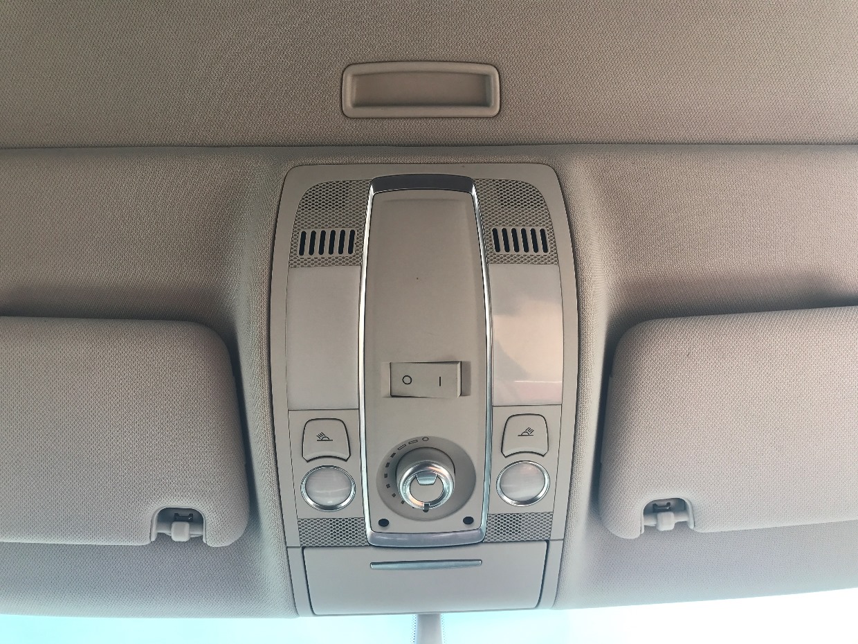 致敬经典，奥迪A6C6用车7年感受，车主：柴油机的油耗低！