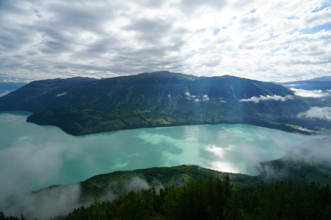 感受大西北的异域风情环疆游结束,南北疆深度游北疆进入南疆