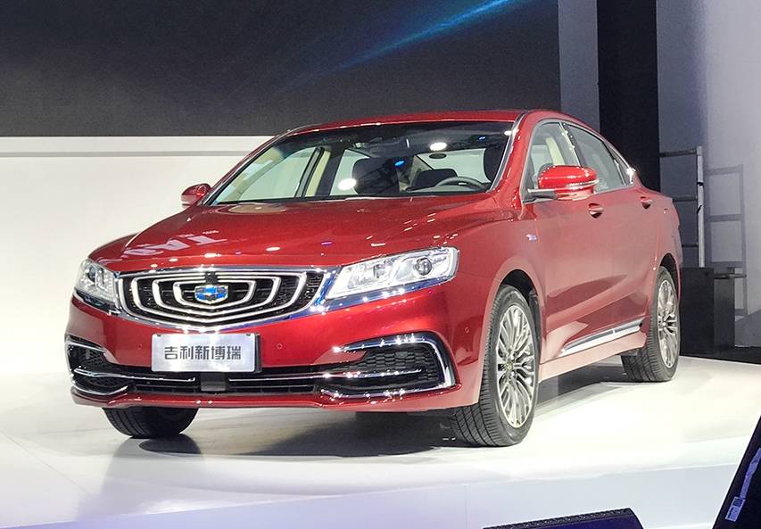 吉利博瑞最新款轿车,最新款吉利博瑞空间展示