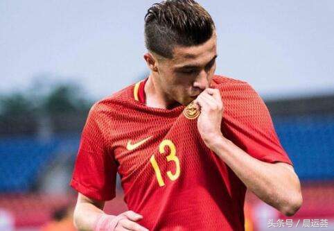 这里像巴西这里是额敏这里有个一球成名孩子叫叶尔凡