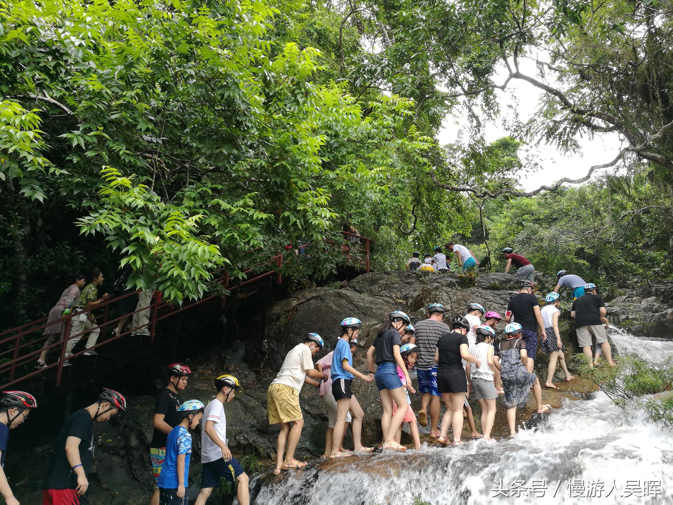 海南岛三亚和万宁哪个好玩 (海南三亚琼海自由行)