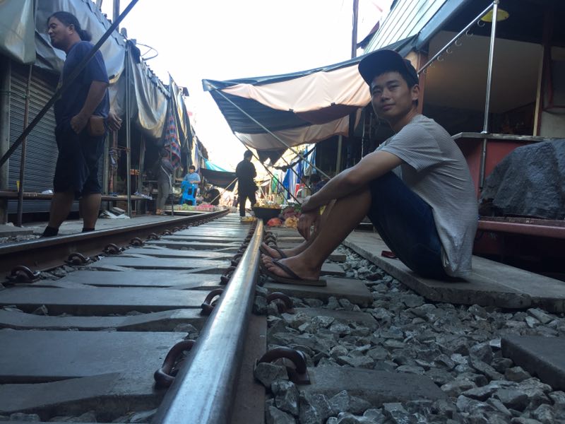 世界这么大歌曲原唱,世界这么大我们一起去看看