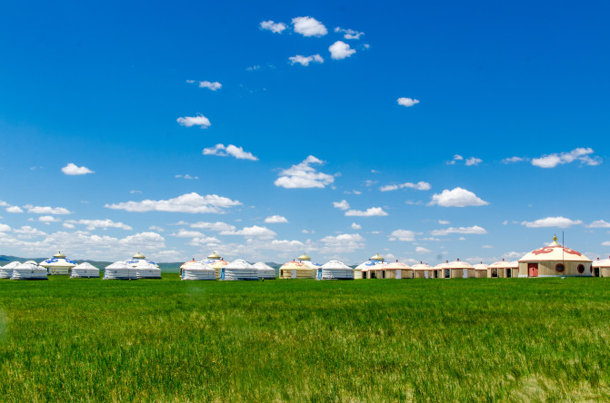 天堂草原锡林郭勒歌词及对白,真正的内蒙古锡林郭勒大草原