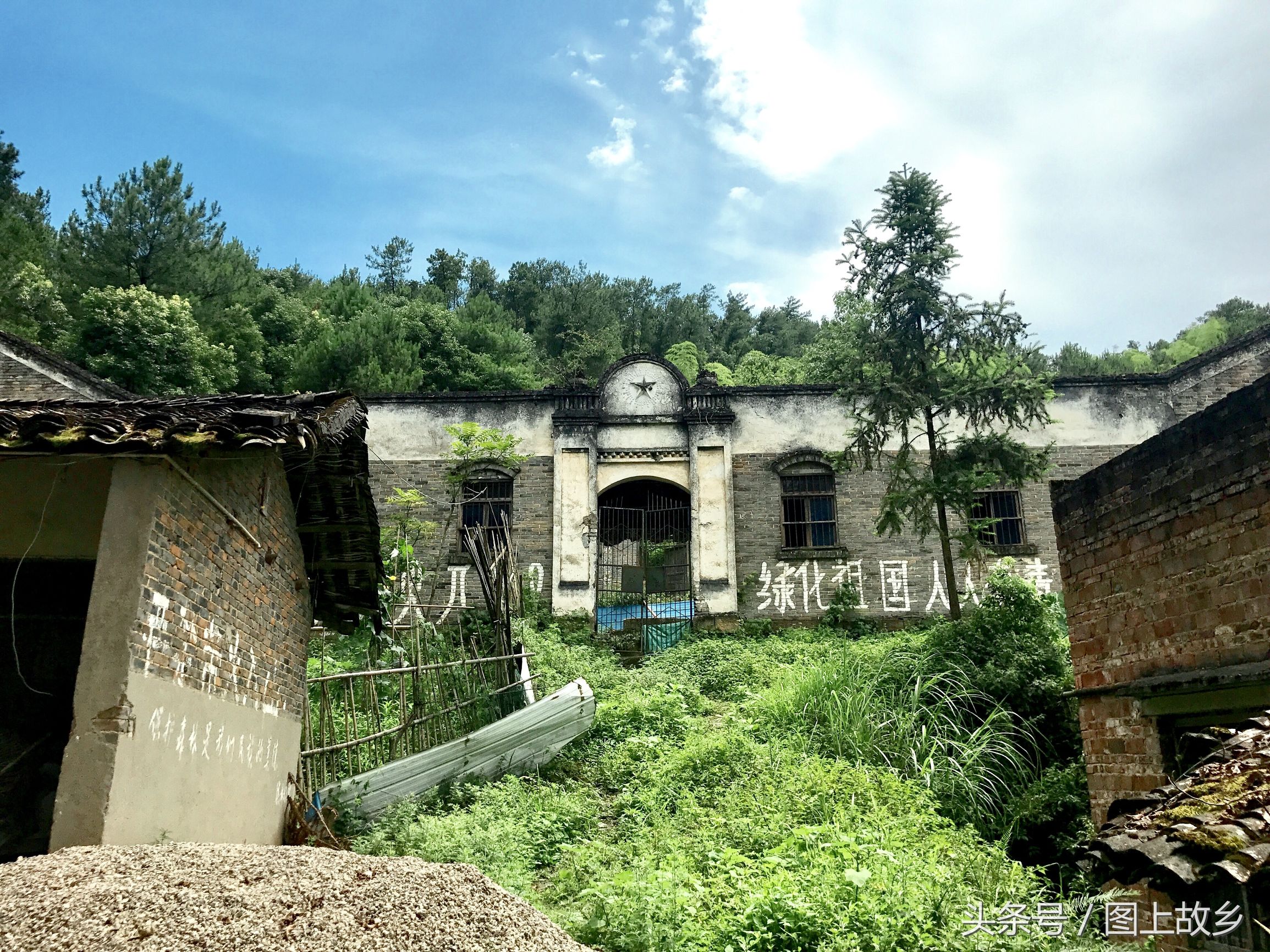 探险重庆废弃监狱,探秘重庆一座废弃监狱