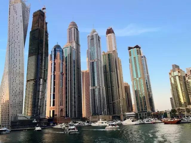 为什么欧洲人喜欢去地中海旅游,为什么欧洲人喜欢去希腊度假