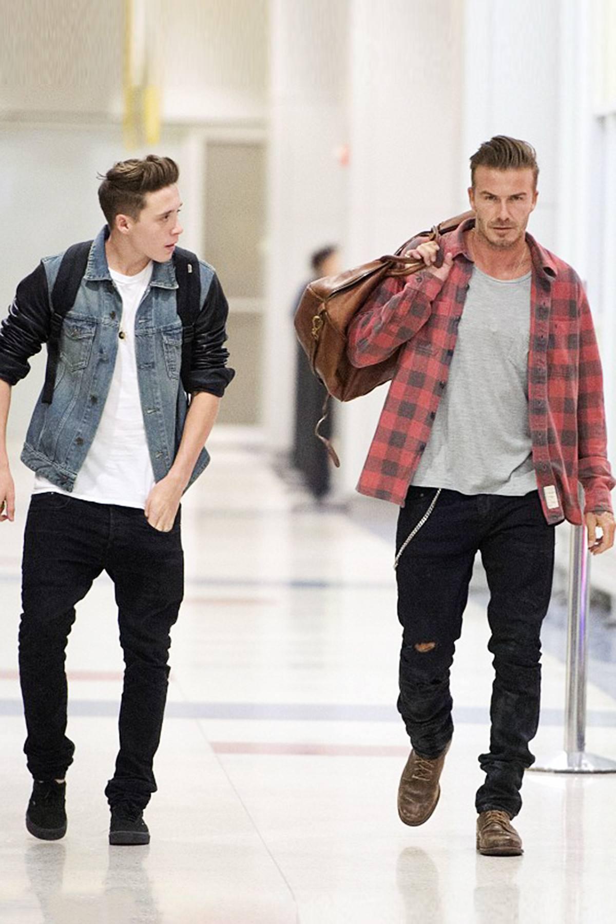 布鲁克林贝克汉姆脊柱侧弯,布鲁克林贝克汉姆年轻照