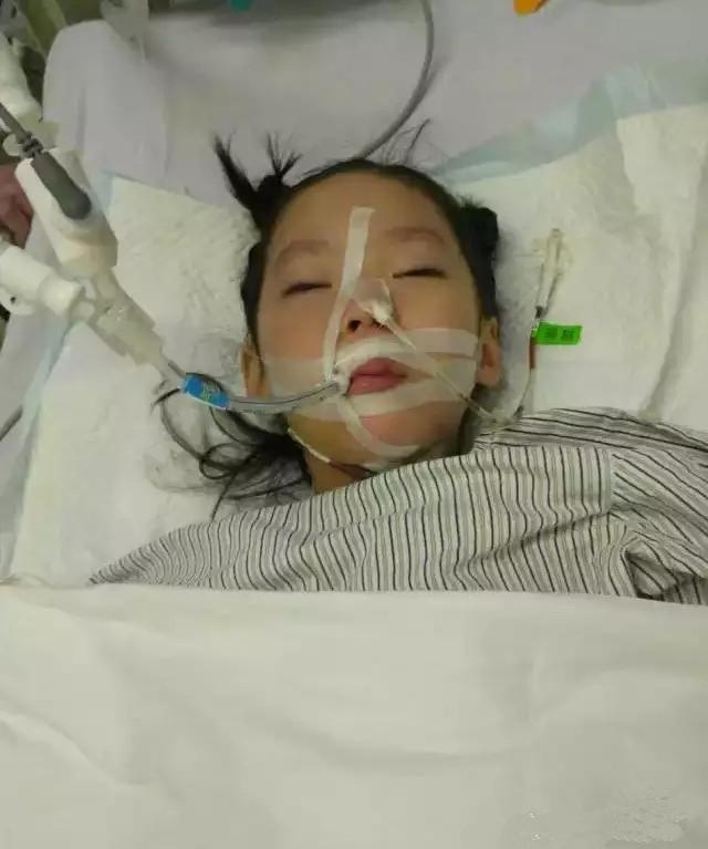 11岁孩子吃冰箱里的食物中毒,小孩食物中毒生病住院