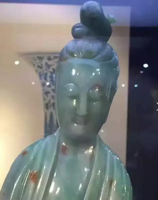 富豪花一亿买赝品意外赚10亿视频,上千万老坑帝王绿翡翠观音