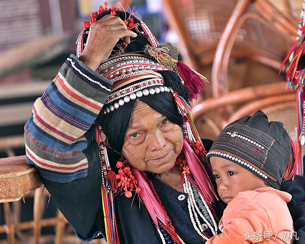 终年生活在高山密林之中的一个神秘的部族，孟连阿卡人！