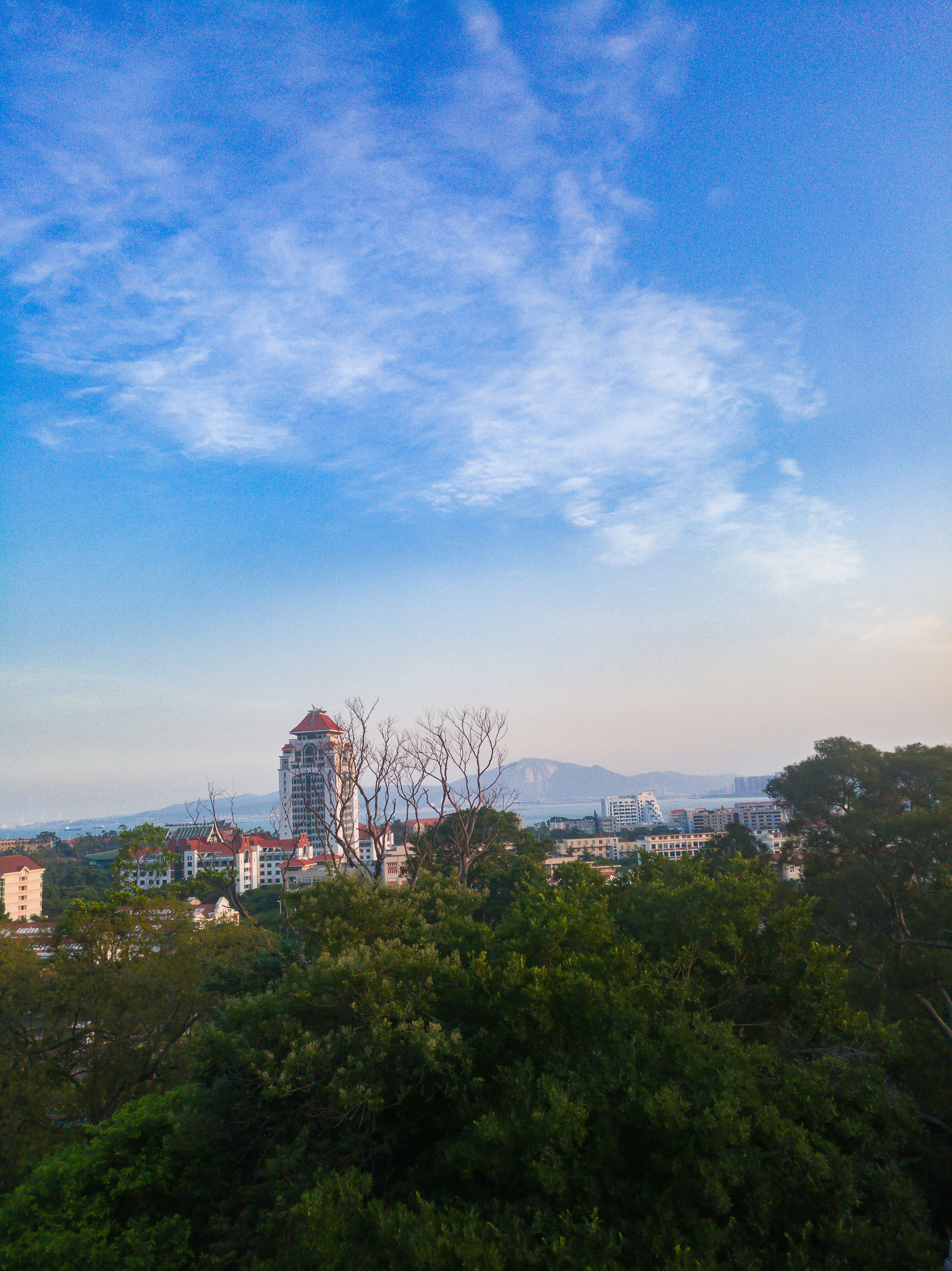 手机旅拍：厦门大学南门外的南普陀寺