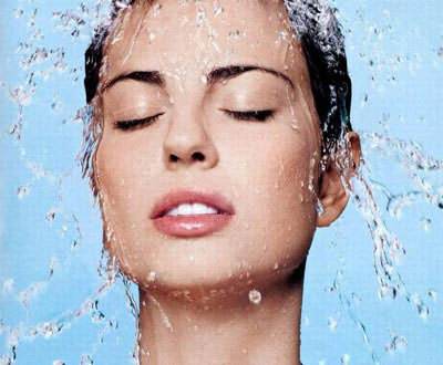 秋天天气干燥怎么护肤,瑟瑟秋雨降秋燥气温