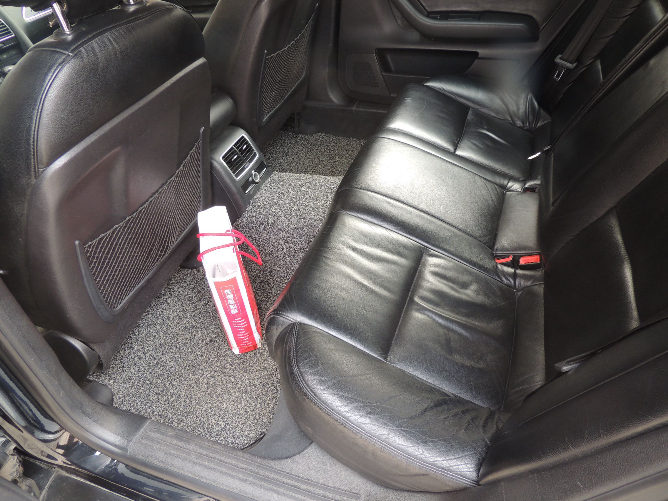 13万左右2.0t美系轿车,奥迪a6l2009款2.0tfsl基本型