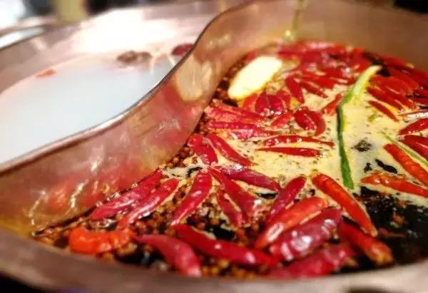 孩子身上反反复复起湿疹怎么回事,婴儿湿疹反反复复怎么治彻底