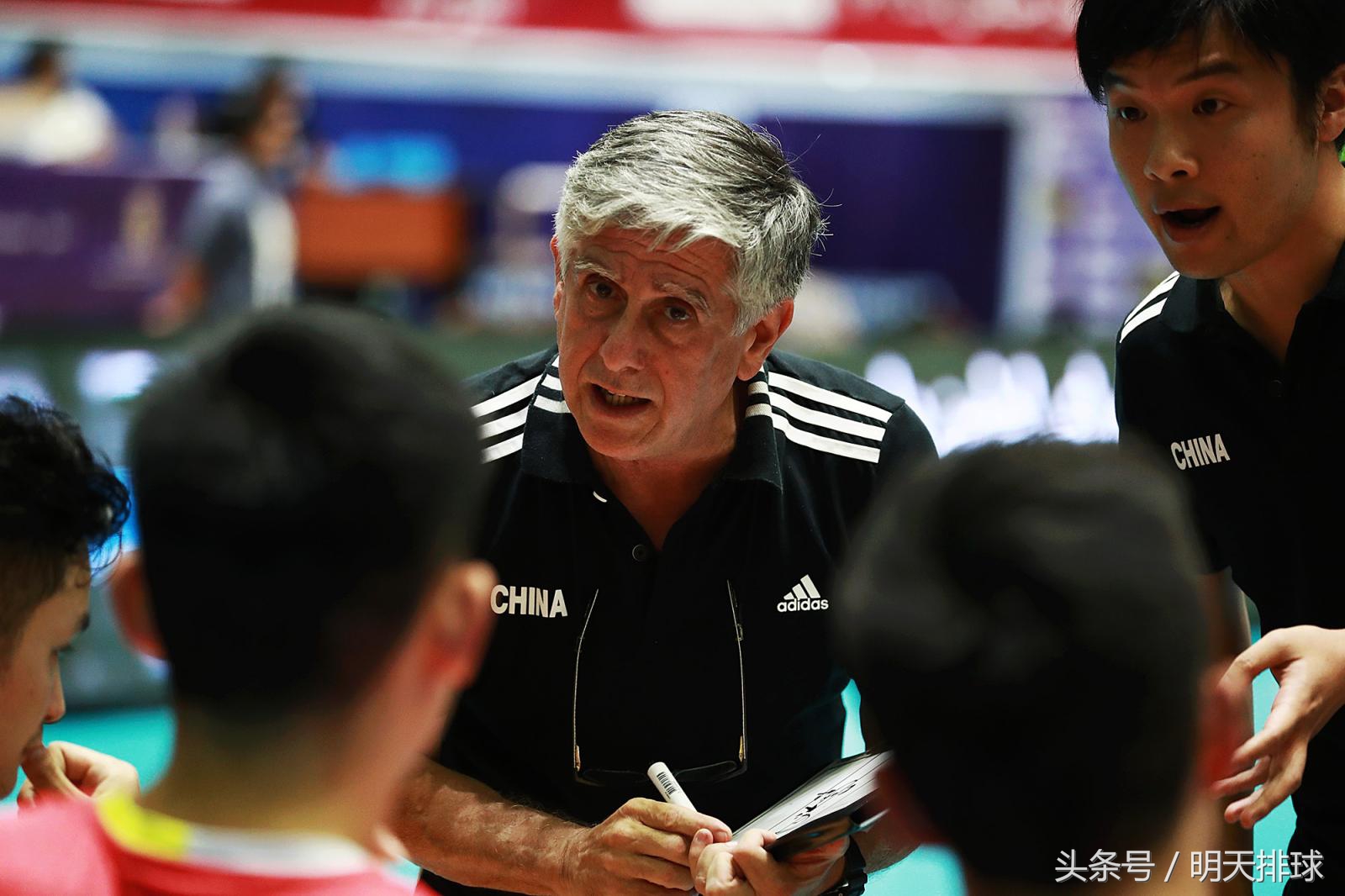 cctv5直播男排决赛伊朗男排,中国男排1-3负于伊朗多人带伤上阵