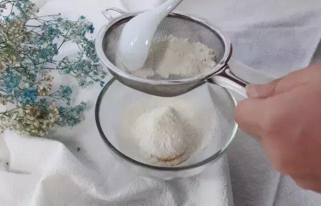 自制黑芝麻虾皮粉,黑芝麻粉怎么吃补钙好