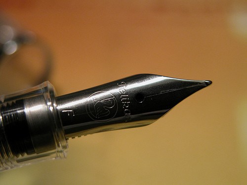 小白点直液式钢笔测评,百利金钢笔m205测评