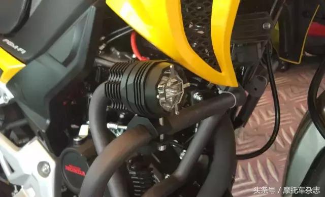 老款五羊本田125摩托车新车视频,2022年五羊本田佳御新车发布