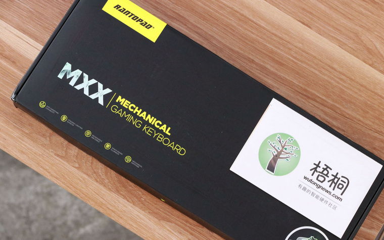 镭拓mxx机械键盘拆解,手感好炫酷的键盘