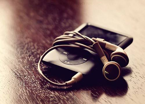 耳机电线断了的修复方法,耳机里面的电线断了怎么修复