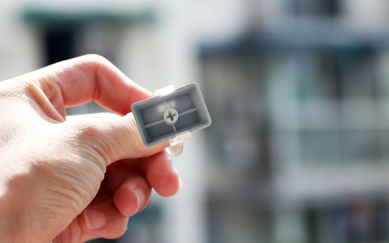 镭拓mxx机械键盘拆解,手感好炫酷的键盘