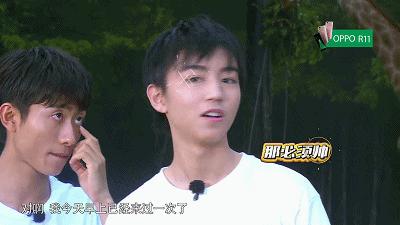 tfboys王俊凯王源易烊千玺几岁了,TFBOYS四周年易烊千玺