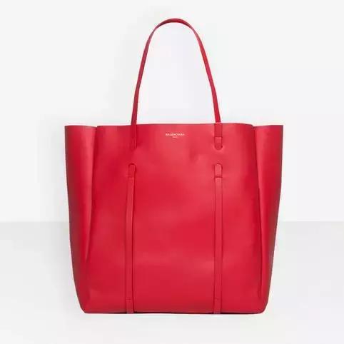 国内外差价最大的产品,哪个国家的品牌包包便宜