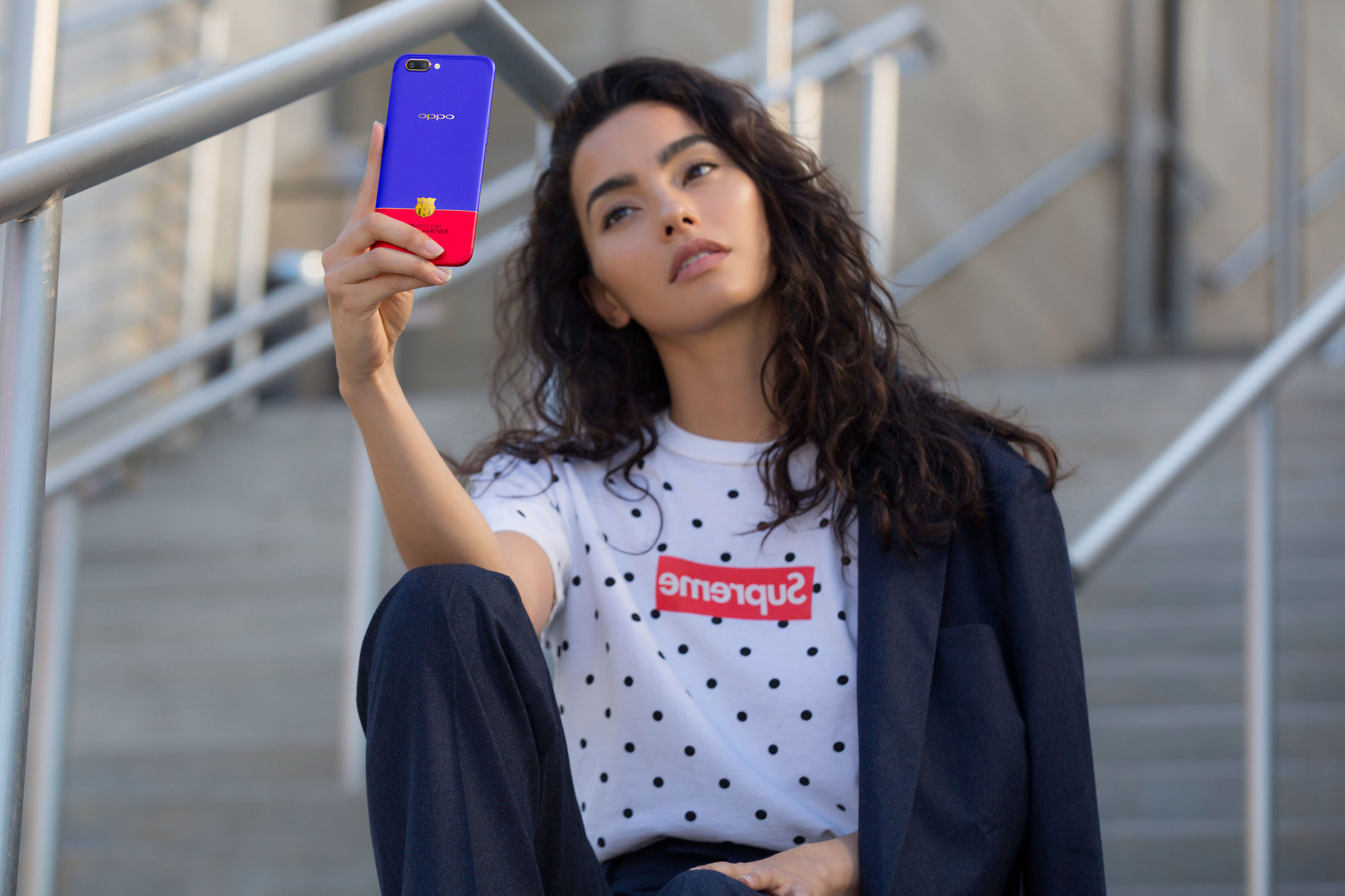 oppor11配色,oppor11红蓝撞色