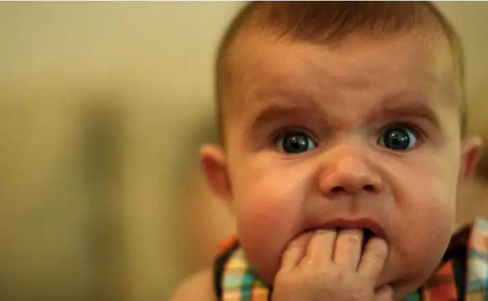 肾出现问题尿液有什么变化,肾病患者尿液增多怎么回事