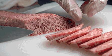 这家店开在体育西最“尴尬”的位置，仅用一年就风靡全广！