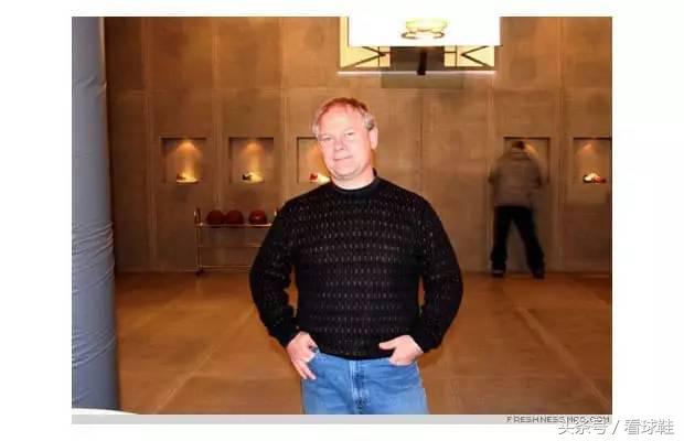 nikeairforce1好几个小标志,nikeairforce1脚感最好的款式