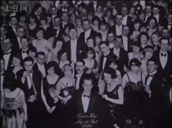 恐怖电影闪灵医生,恐怖电影闪灵2解说完整版