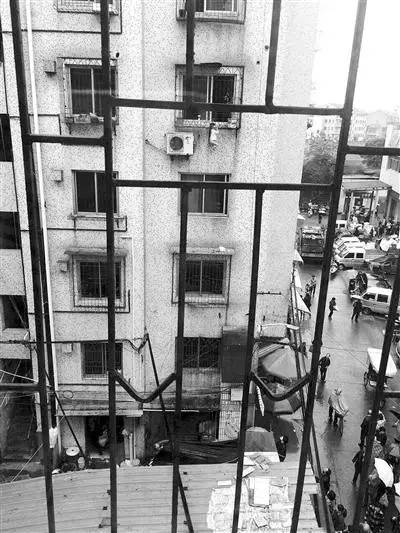 剪刀戳伤小朋友,剪刀戳伤孩子