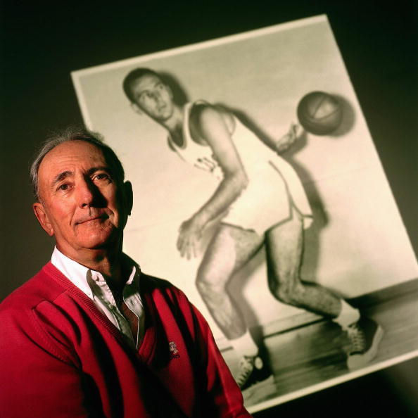 这队打球没号码可选22个球衣退役，或诞生第一个3位数球衣