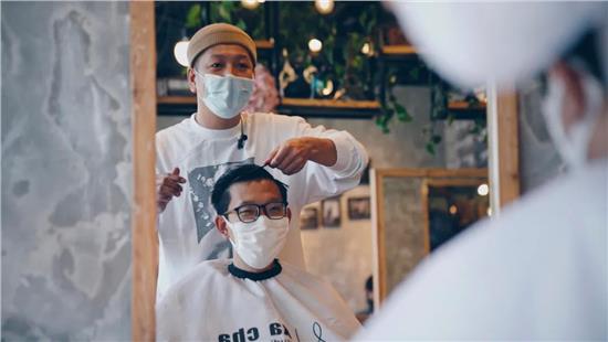 故事虽短情谊很长,故事很短回忆很长久