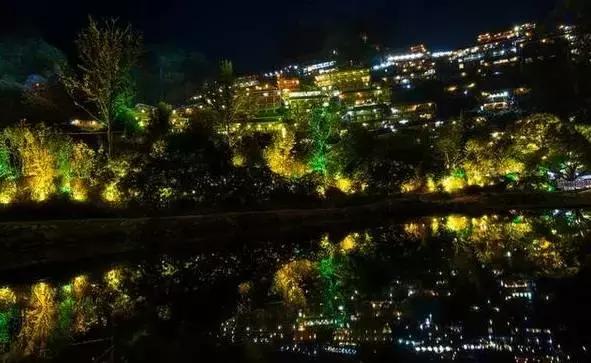 世界上有两个苦难的民族苗族,苗族是一个世界性民族