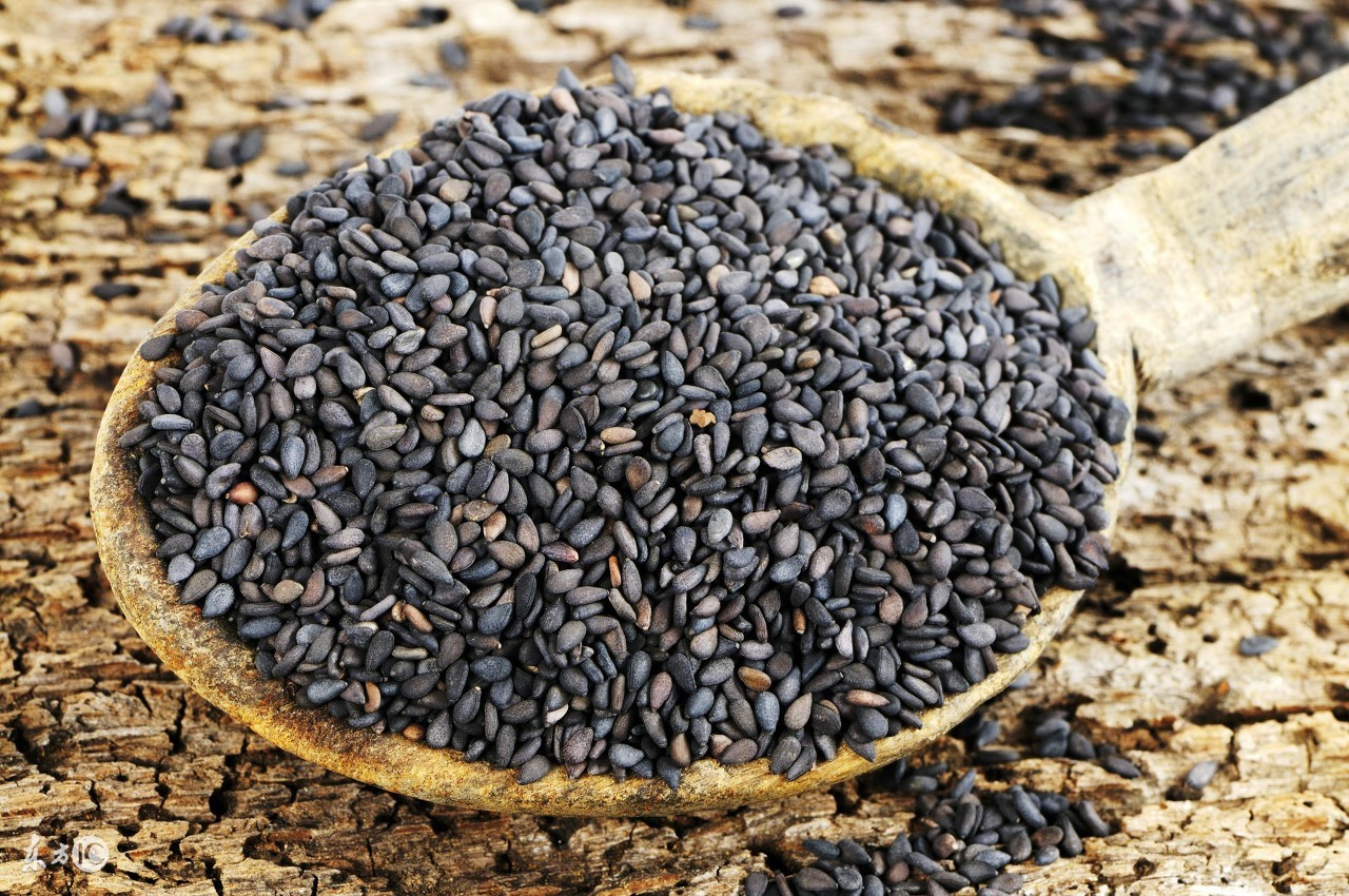 黑眼圈很重吃什么东西特别有效,黑眼圈太重怎么调理吃什么