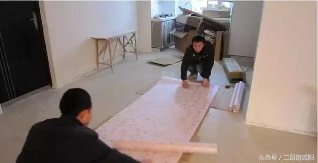 为什么贴墙纸前一定要刷基膜?咸阳正大摩曼壁纸店给你说说