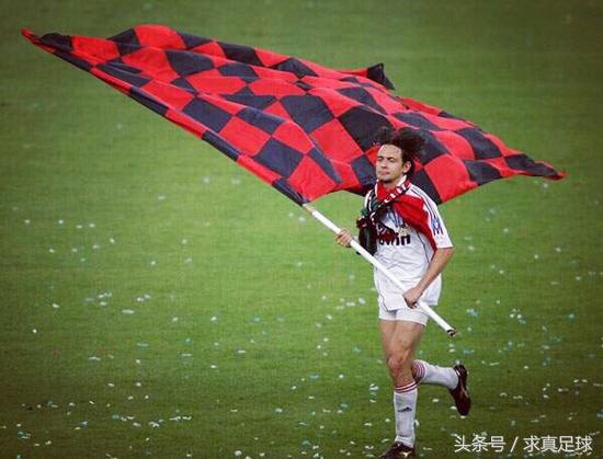 很多时候有人问我：米兰都联赛第十了，你为什么还不看皇萨仁？