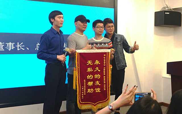 骅锶装饰胡廷全：用坚韧与恒心去守护所爱